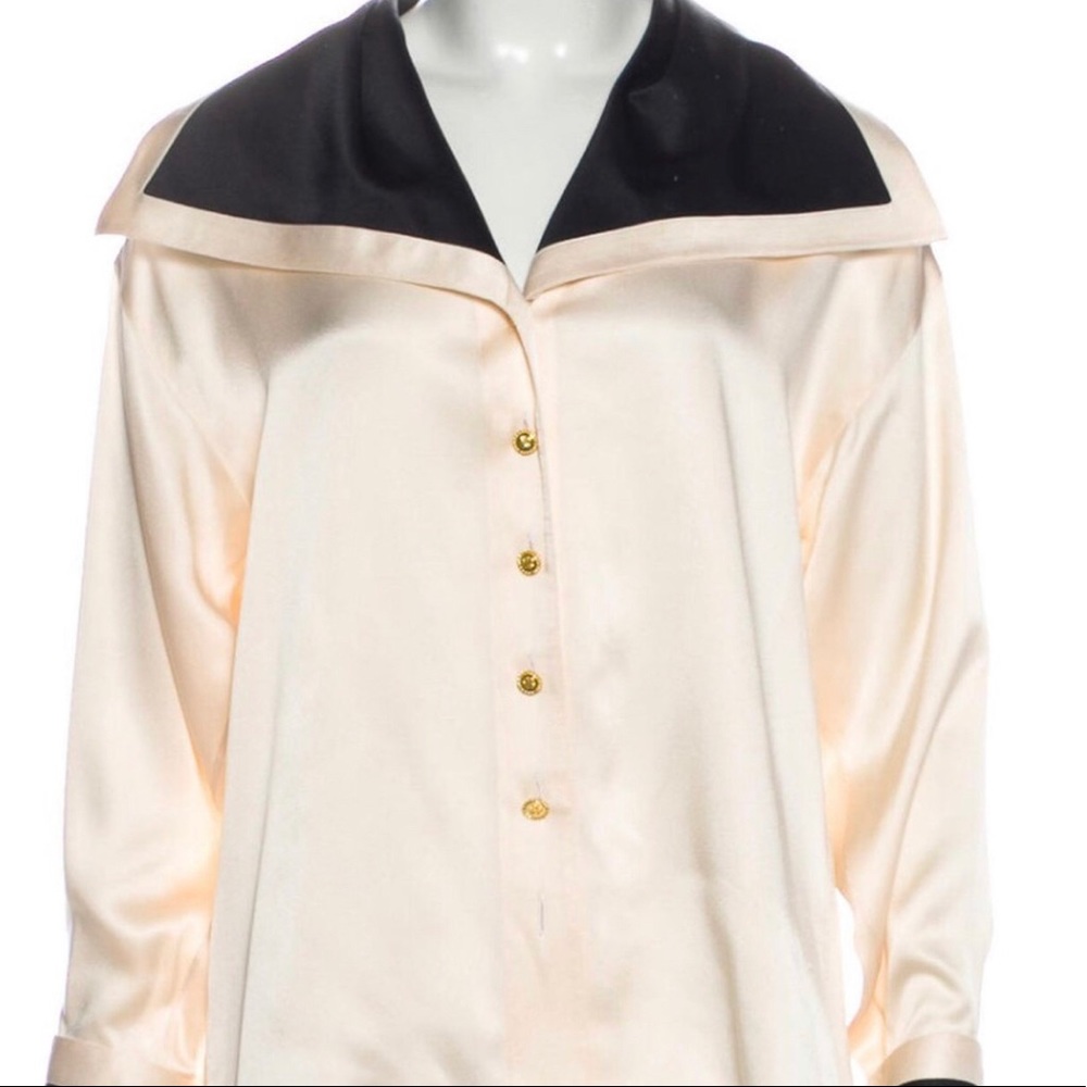 VINTAGE CHANEL SILK BLOUSE